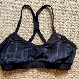Lululemon sports bra